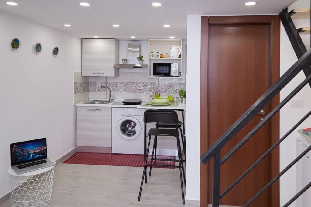 Вилла La Palma Loft Located In The Heart Of Катания Экстерьер фото
